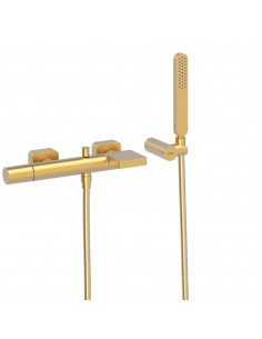 Bateria wannowa z kaskadą...